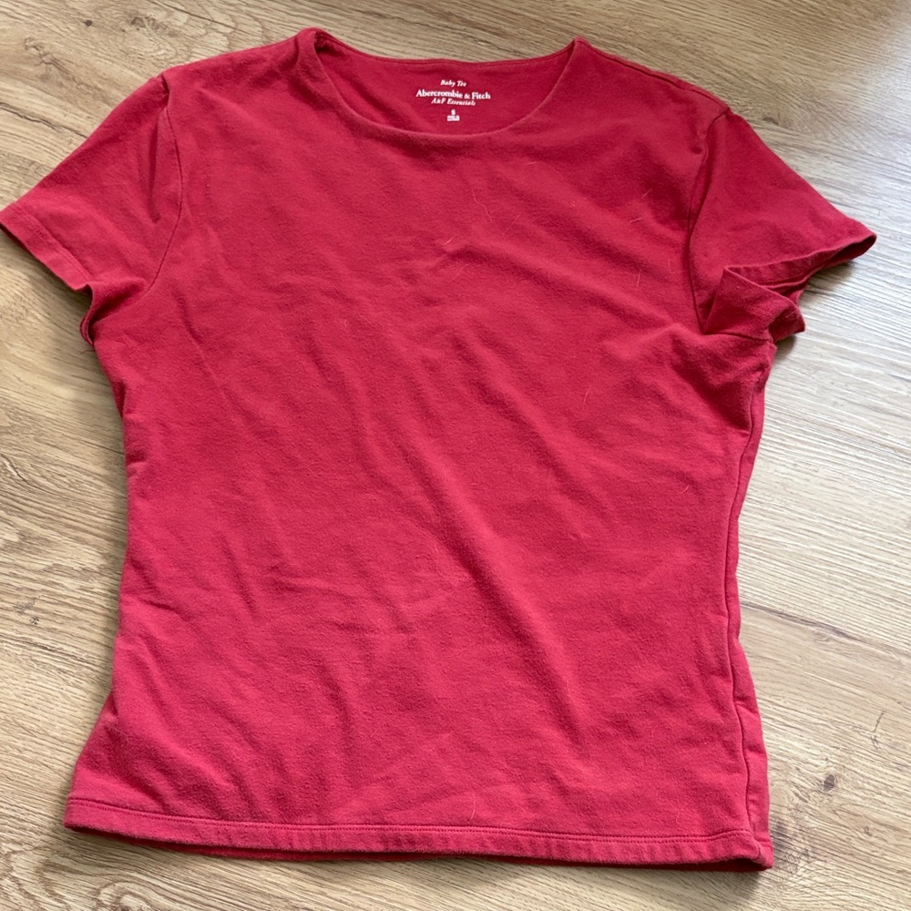 Abercrombie & Fitch Women's Bright Red Short Sleeve Crew Tee